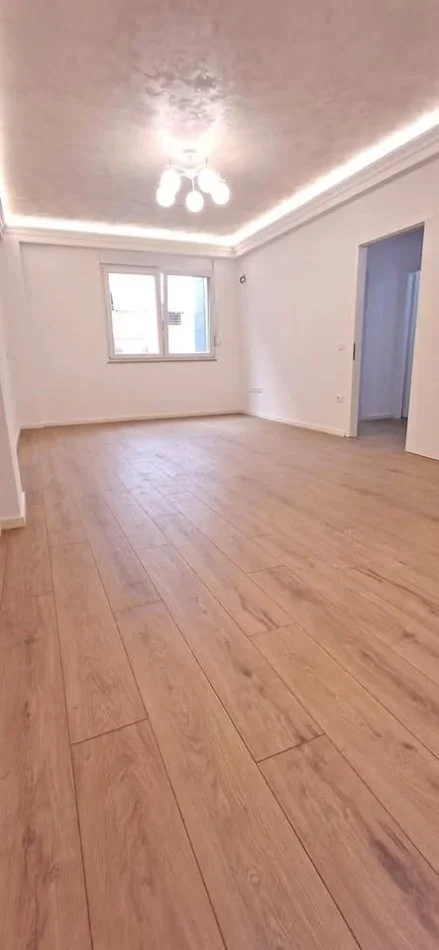 Tirane, shitet apartament 2+1+Aneks+Ballkon Kati 7, 96 m² 210.000 € (rruga e kavajes)