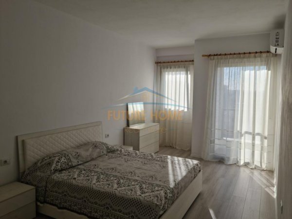 Tirane, jepet me qera apartament 1+1+Ballkon Kati 7, 65 m² 650 € (Rruga e Durresit)
