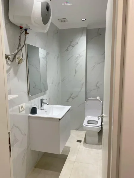 Tirane, jepet me qera apartament 2+1 Kati 5, 100 m² 600 € (zogu i zi)