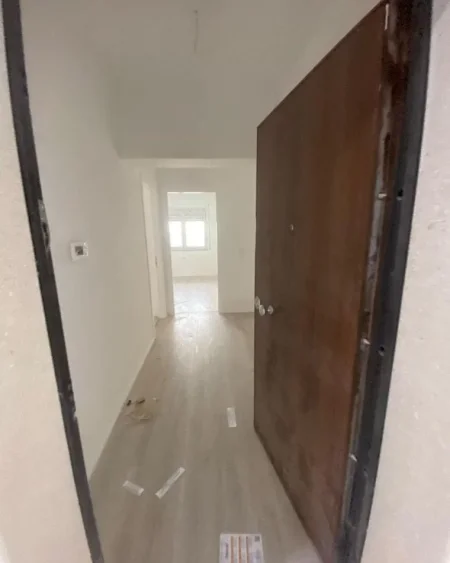 Tirane, shitet 2+1 Kati 3, 99 m² 218.000 € (Xhon kenedi)