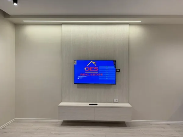 Vlore, shitet garsonier Kati 11, 40 m² 89.500 € (Rruga Reshat Osmani)