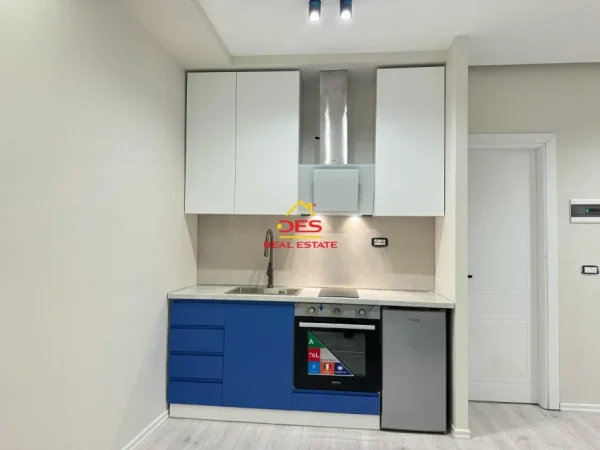 Vlore, shitet garsonier Kati 11, 40 m² 89.500 € (Rruga Reshat Osmani)