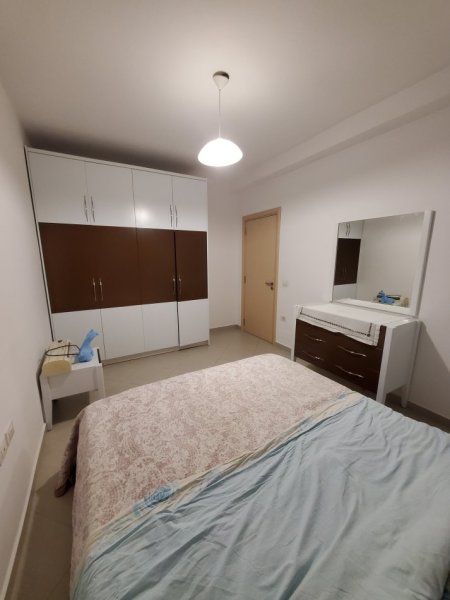 Tirane, jepet me qera apartament 2+1+Ballkon Kati 2, 90 m² 450 € (Rruga &quot;Dalip Topi&quot; Rezidenca Euro3D)