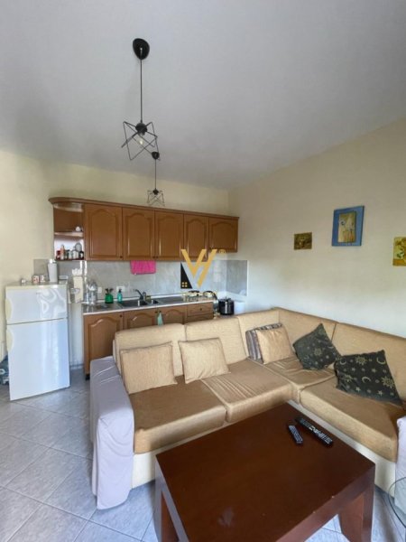 Durres, jepet me qera apartament 1+1+Ballkon Kati 3, 60 m² 350 € (DURRES)
