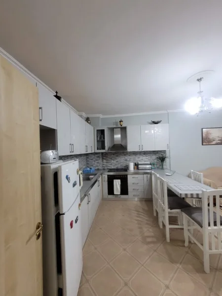 Tirane, shitet apartament 2+1 Kati 1, 99 m² 135.000 € ( Shitet Super Apartament 2+1 i mobiluar në Astir 135,000 Euro! )