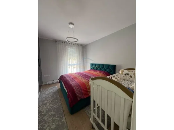 Tirane, shitet apartament 2+1 Kati 1, 94 m² 165.000 € (Selite)