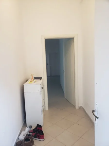 Tirane, shitet apartament Kati 0, 71 m² 76.000 € 