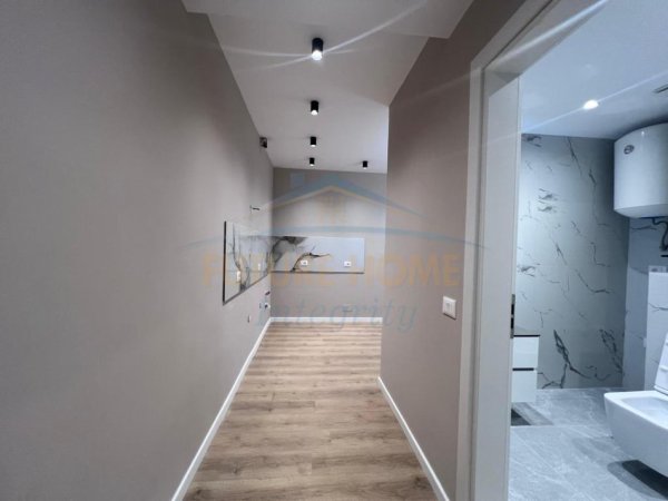 Tirane, shitet apartament 2+1+Ballkon Kati 4, 78 m² 195.000 € 