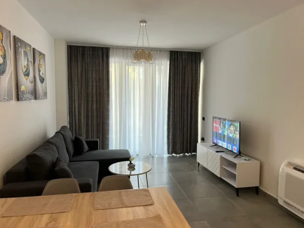 Shengjin, shitet apartament 1+1+Aneks+Ballkon Kati 1, 74 m² 104.000 € (Rana e Hedhun)