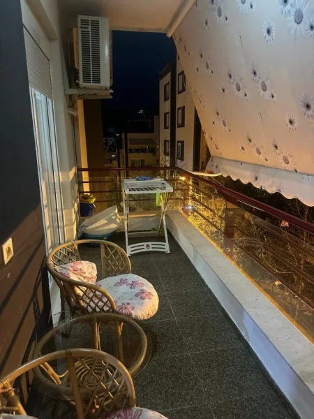 Tirane, jepet me qera apartament 2+1+Aneks+Ballkon , 87 m² 800 € (Hamdi Sina)
