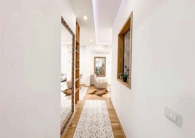 Tirane, shitet apartament 3+1+Ballkon Kati 3, 123 m² 250.000 € (Kopshti Botanik)