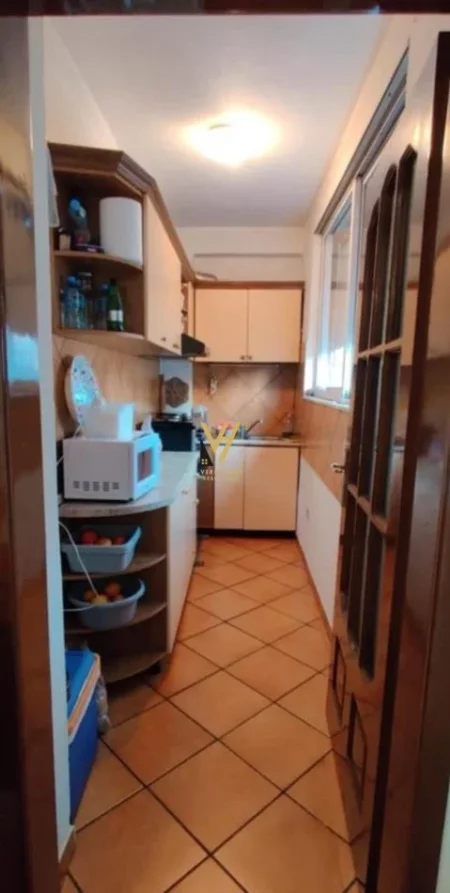 Tirane, shitet apartament 2+1+Ballkon Kati 5, 114 m² 229.000 € (BLLOK)