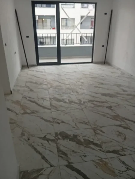 Tirane, shitet apartament 2+1 Kati 5, 104 m² 83.000 € (Kamez kompleksi Demollari 2)