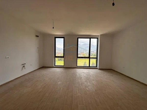 Tirane, shitet apartament 1+1 Kati 3, 78 m² 163.000 € (Jordan Misja)
