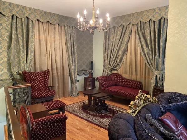 Tirane, jepet me qera Vile 2 Katshe Kati 0, 131 m² 1.100 € (ISLAM ALLA , TIRANE)