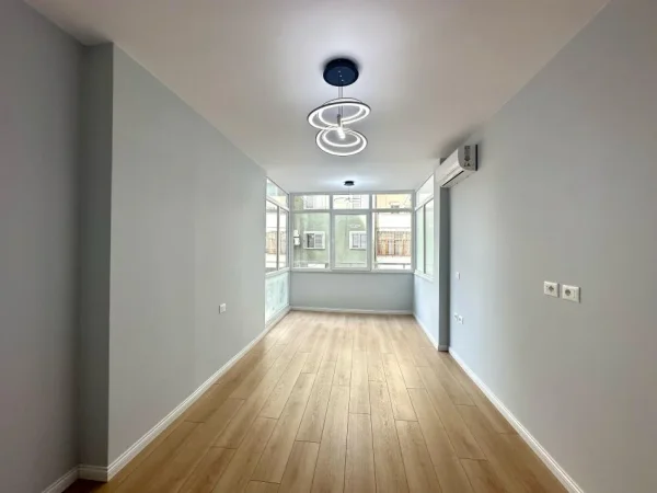 Tirane, shitet apartament 2+1+Ballkon Kati 2, 93 m² 265.000 € (Myslym Shyri)