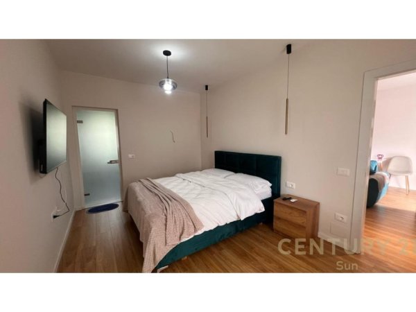 Tirane, jepet me qera apartament 1+1 Kati 2, 84 m² 600 € (Rruga Mihal Grameno)