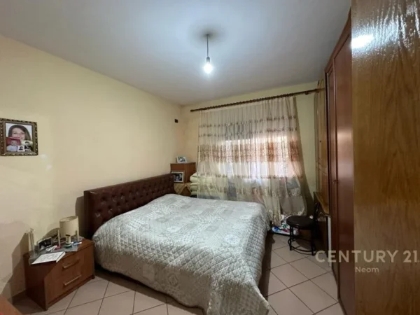 Tirane, shes apartament 2+1+Ballkon Kati 2, 109 m² 352.000 € (Neom91598)