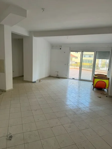 Tirane, shitet apartament 3+1 Kati 2, 240 m² 350.000 € (Kodra e Diellit)