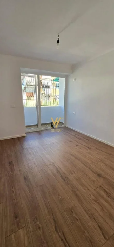 Tirane, shitet apartament 1+1+Ballkon Kati 2, 53 m² 110.000 € (MOZAIKU TIRANES)