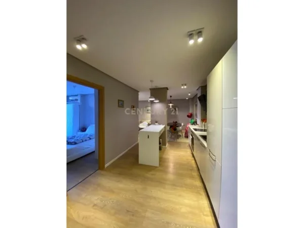 Durres, shitet apartament 1+1+Ballkon Kati 4, 90 m² 145.000 € (golem)