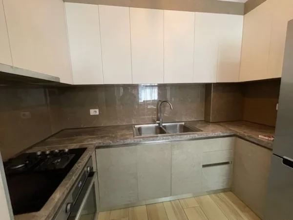 Tirane, shitet apartament 2+1 Kati 1, 85 m² 210.000 € (DON BOSKO)