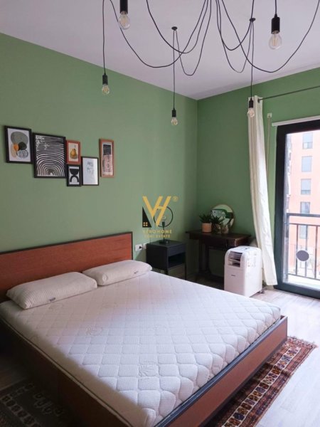 Tirane, jepet me qera apartament 2+1+Ballkon Kati 3, 110 m² 750 € (ASTIR)