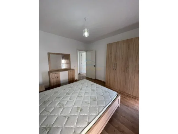 Tirane, shitet apartament 3+1 Kati 3, 116 m² 210.000 € (PROFARMA XHANFIZE KEKO)