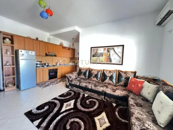 Durres, shitet apartament 1+1+Ballkon Kati 2, 77 m² 100.000 € (golem)