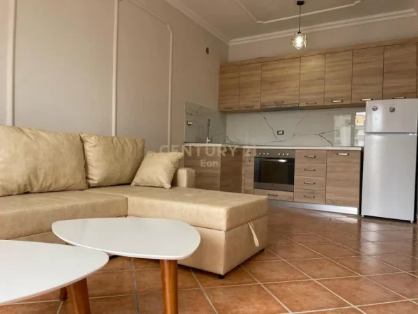 Durres, shitet apartament 1+1+Ballkon Kati 4, 65 m² 65.000 € (shkembi i kavajes)