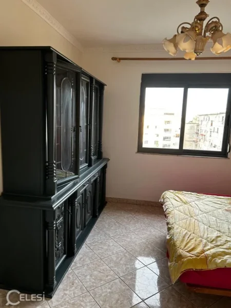 Tirane, jepet me qera apartament 2+1+Ballkon Kati 6, 80 m² 420 € (LAPRAKE)