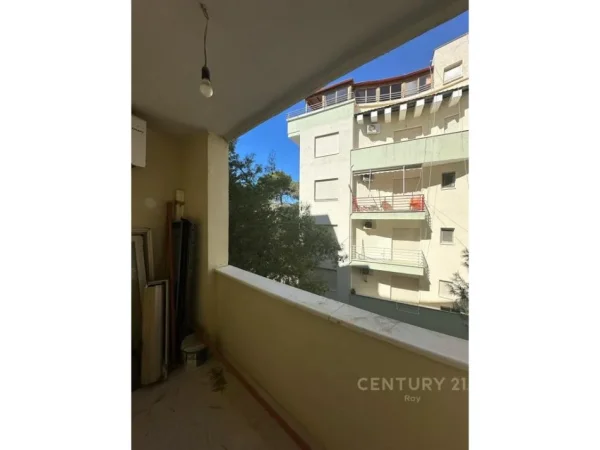 Durres, shitet apartament 2+1+Ballkon Kati 2, 94 m² 120.000 € (golem)