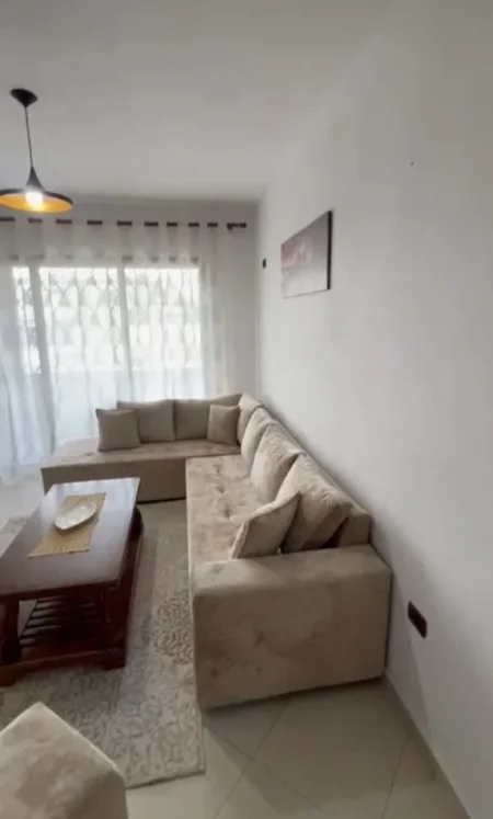 Tirane, jepet me qera apartament 2+1+Ballkon Kati 5, 110 m² 500 € (ASTIR VILA L)