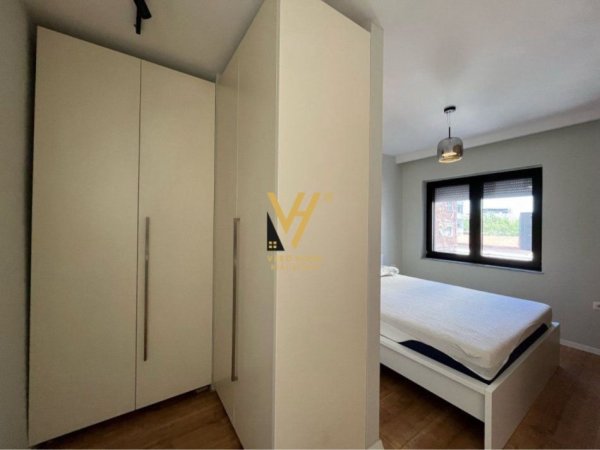 Tirane, jepet me qera apartament 1+1+Ballkon Kati 3, 45 m² 570 € (RRUGA E KAVAJES)