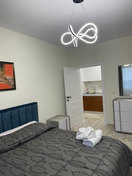 Tirane, jepet me qera apartament 1+1 Kati 8, 70 m² 900 € (Rruga e Kosovareve)