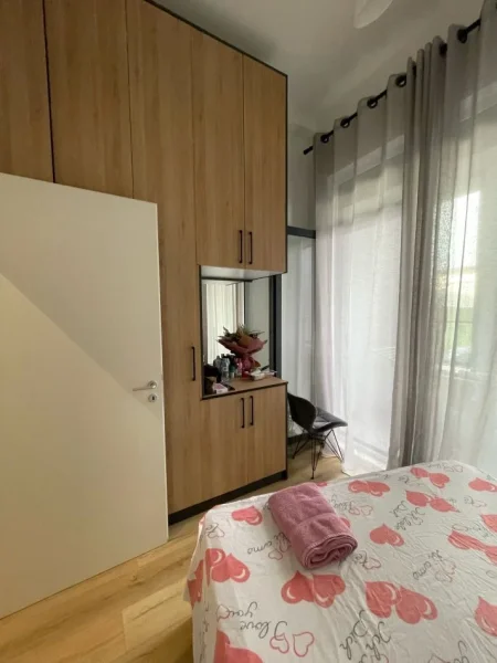 Tirane, shitet apartament 1+1 , 71 m² 145.000 € (Kompleksi Kontakt)