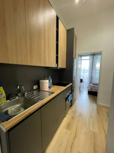 Tirane, shitet apartament 1+1 , 71 m² 145.000 € (Kompleksi Kontakt)