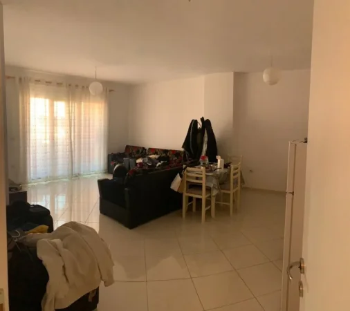 Tirane, shes apartament 1+1 Kati 3, 78 m² 102.000 € (rruga konferenca e pezes)