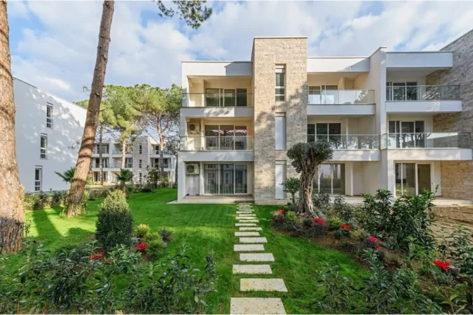 Gjiri Lalezit | Hamallaj, shitet apartament 1+1 , 89 m² 284.160 € (San Pietro)