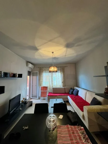 Shitje, Apartament 1+1, Lungomare, Vlore.