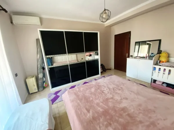 Tirane, jepet me qera apartament 1+1 Kati 6, 75 m² 550 € (Prane Vila Gold tek Selvia)