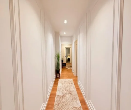 Tirane, jepet me qera apartament 2+1+Ballkon Kati 3, 120 m² 1.500 € (QENDER)