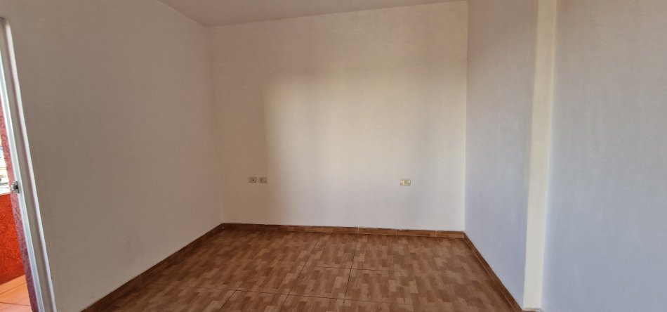 Tirane, jepet me qera apartament 1+1+Ballkon Kati 6, 70 m² 270 € (Demokracia)