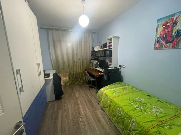 Tirane, shitet apartament 2+1+Ballkon Kati 4, 108 m² 152.000 € 