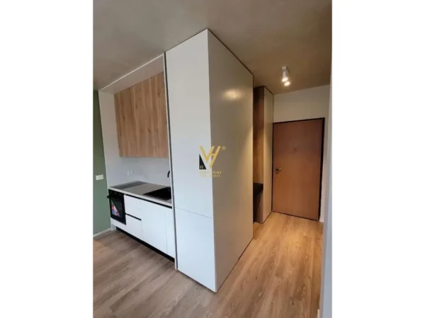 Tirane, jepet me qera apartament 1+1+Ballkon Kati 7, 45 m² 500 € (UNAZA E RE)