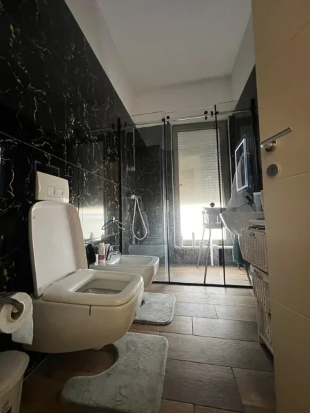 Tirane, shitet apartament 2+1+Aneks+Ballkon Kati 5, 121 m² 365.000 € (Delijorgji)