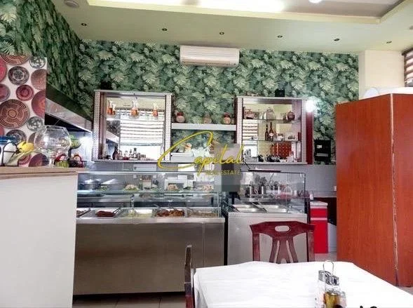 Tirane, shitet dyqan Kati 0, 80 m² 325.000 € (ZOGU I ZI)