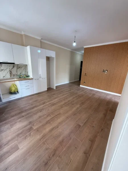Shkembi Kavajes, shitet apartament 2+1+Aneks+Ballkon Kati 4, 73 m² 84.000 € (Shkembi i Kavajes)
