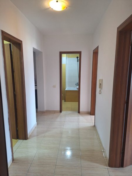 Tirane, jepet me qera apartament 2+1+Ballkon Kati 9, 120 m² 550 € (Haxhi Hysen Dalliu)