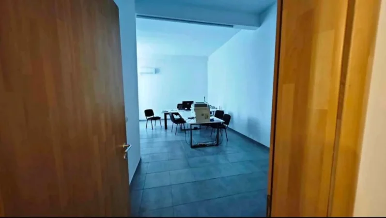 Durres, shitet ambjent biznesi Kati 3, 330 m² 350.000 € (Rr. Adria)